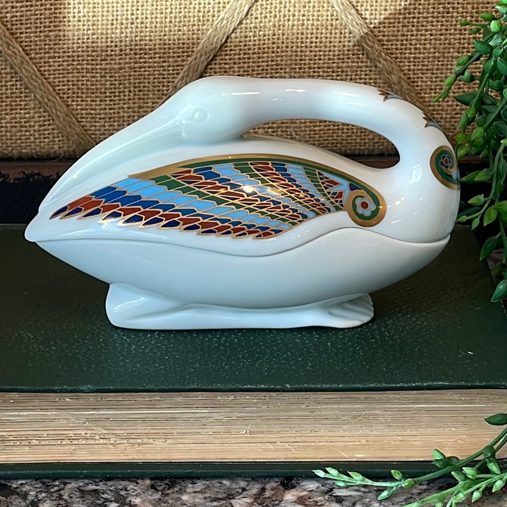 Elizabeth Arden bird trinket dish